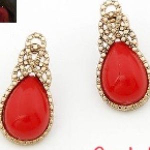 Pretty water droplets orange/red stud earrings
